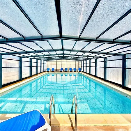 L'echappee Belle, 4pers Piscine A カルヴィッソン
